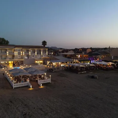 Aqua Luxury By Estia 4*