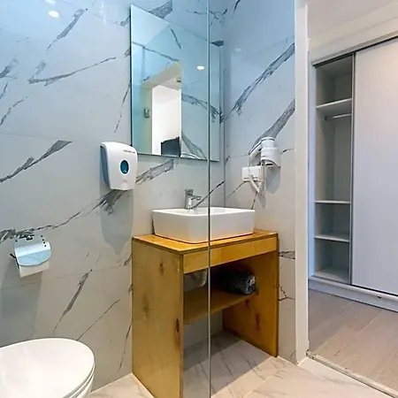 Aqua Luxury By Estia 4* Roda (Corfu)