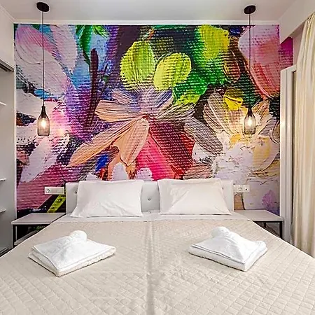 Aqua Luxury By Estia Hotel 4*