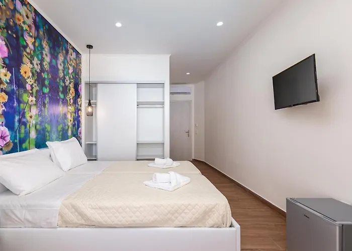 Otel Aqua Luxury By Estia 4*