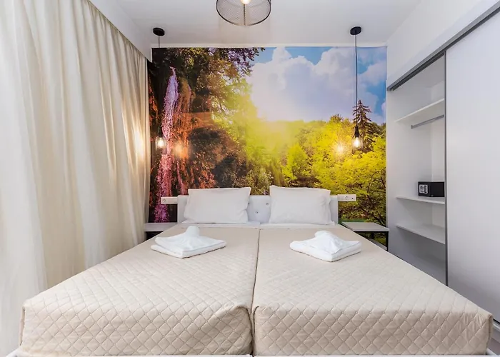 Hotel Aqua Luxury By Estia