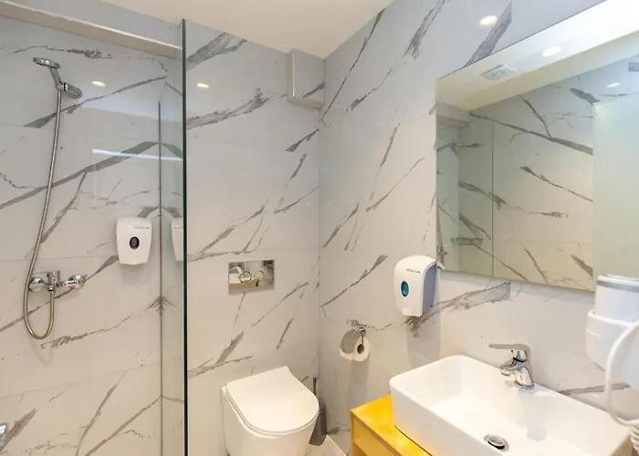 Aqua Luxury By Estia 4*