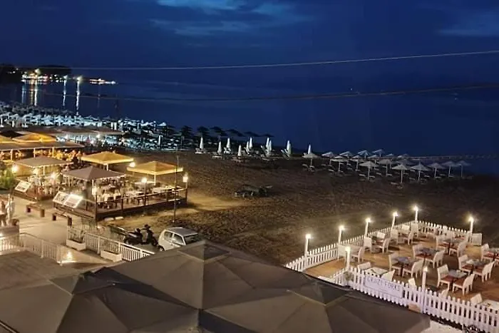 Aqua Luxury By Estia