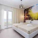 Aqua Luxury By Estia Hotel 4*
