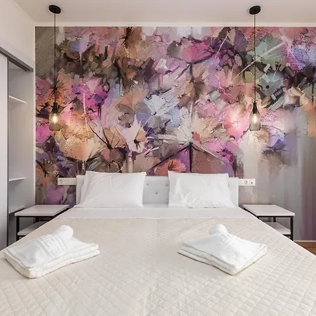 Aqua Luxury By Estia Hotel 4*