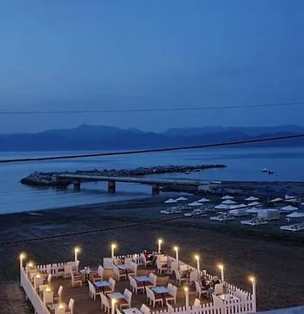 Aqua Luxury By Estia Hotel 4*